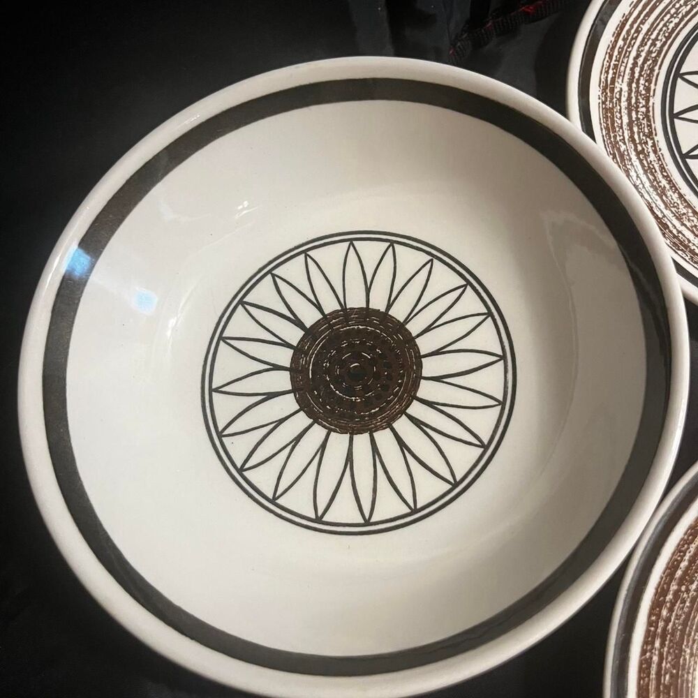 Unbranded multi Dinnerware - Picture 2 of 5